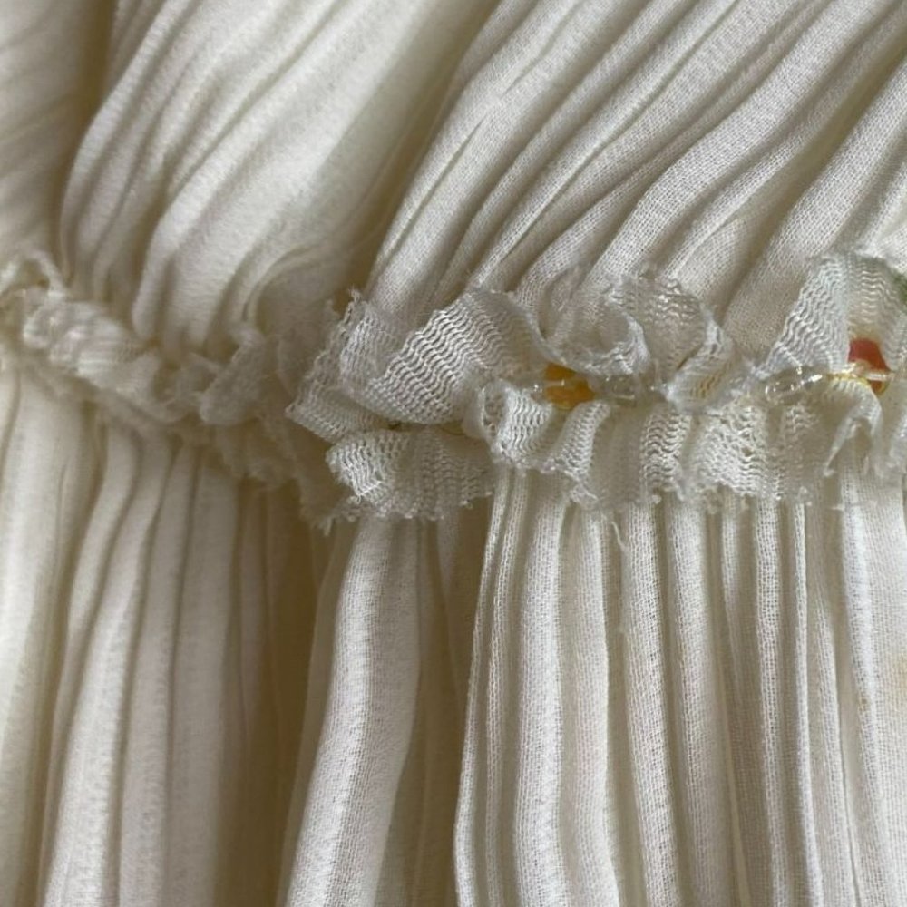 Flora Ivory Pleated Spaghetti Strap Maxi Dress M Wedding Resort Y2K Fairy Party - Picture 6 of 11